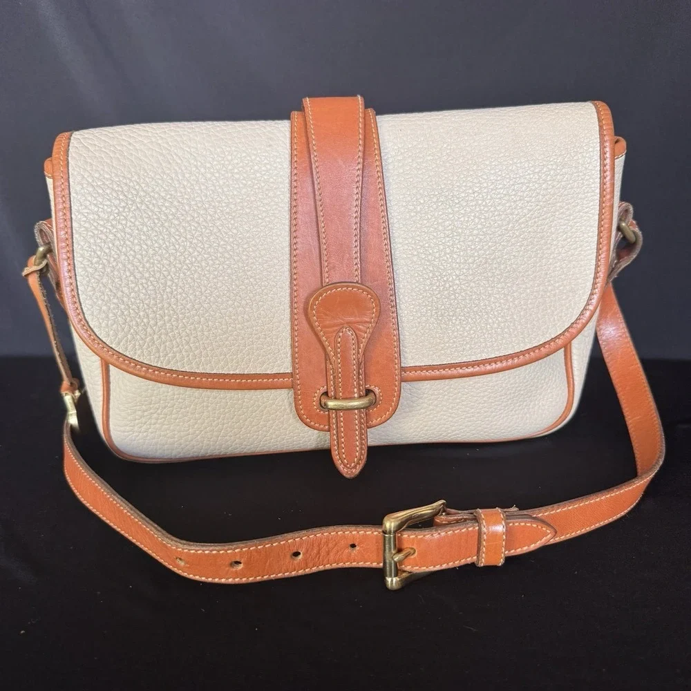 Dooney & Bourke Cream and Tan Pebbled Leather Crossbody Handbag Vintage